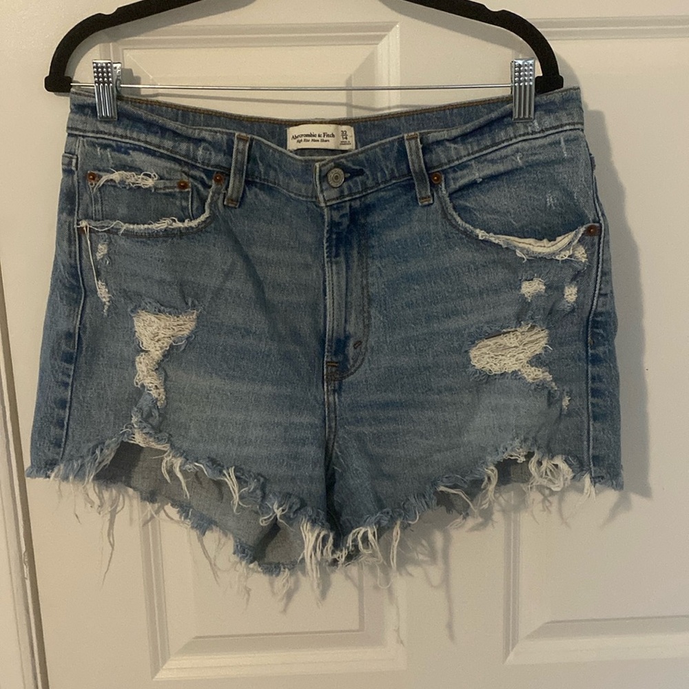 abercrombie high rise mom shorts size 32/14